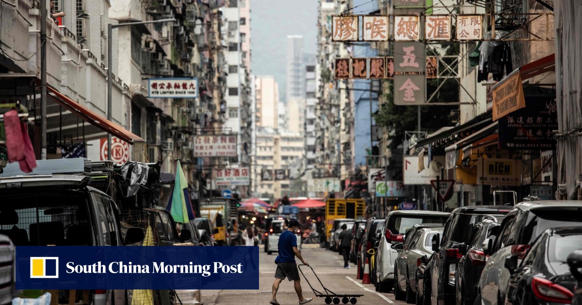 Hong Kong MPF members earn HK,300 each, total assets exceed HK trillion