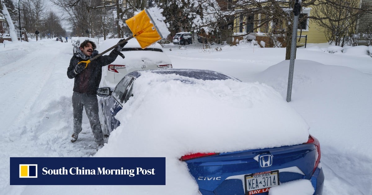 ‘Blizzard of the century’ leaves nearly 50 dead across US ‘Blizzard of the century’ leaves nearly 50 dead across US