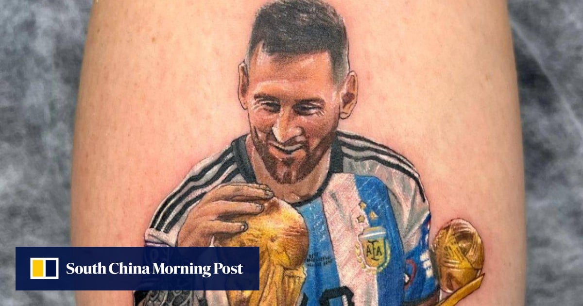 Roy Nemer on X After Lionel Messi signed the guys back the fan got  Messis signature tattooed Image credit gustavohofman  httpstcomlGBuX8xFT  X