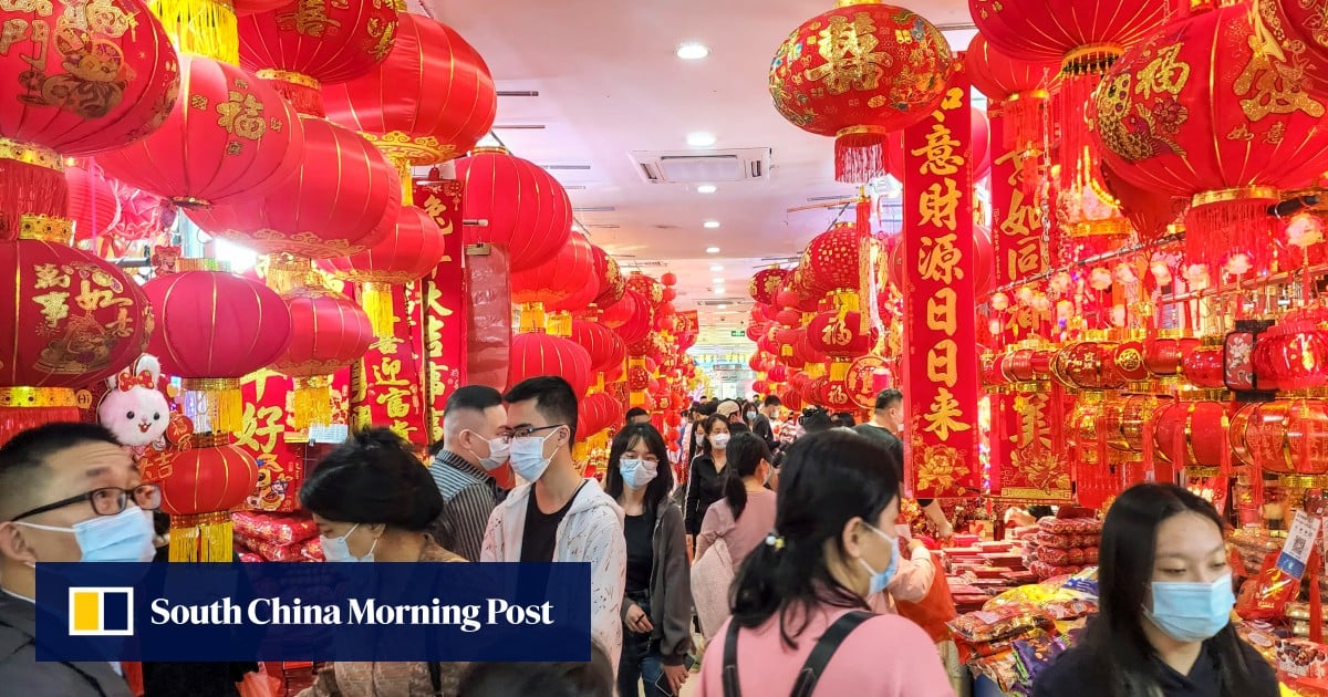 Chinese businesses expect gradual recovery in Lunar New Year sales amid a moderate pick up in consumption Chinese businesses expect gradual recovery in Lunar New Year sales amid a moderate pick up in consumption