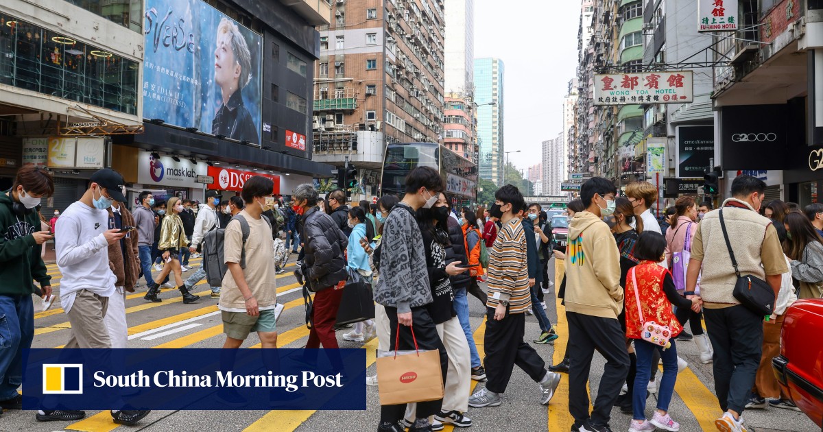 Mainland Chinese aren’t biting as Hong Kong restaurants say lean times still here, despite lifting of most border restrictions Mainland Chinese aren’t biting as Hong Kong restaurants say lean times still here, despite lifting of most border restrictions