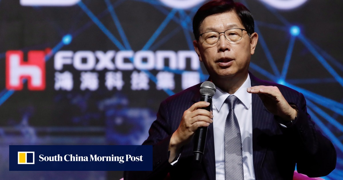 China’s henan assures foxconn of comprehensive ‘services’ for iphone production