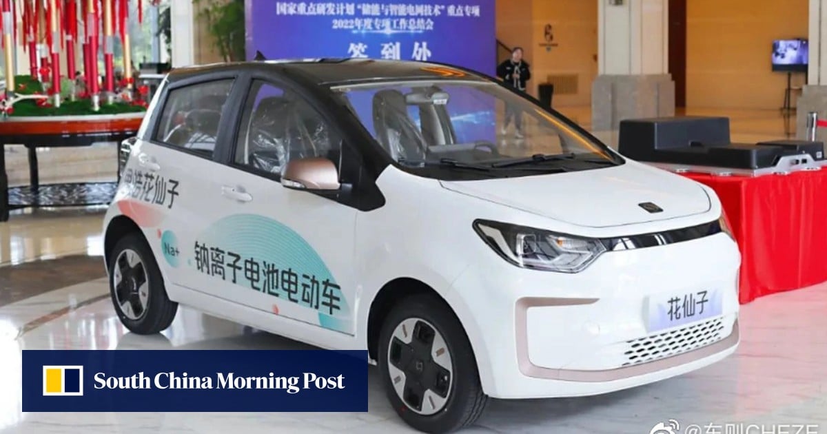 Chinese EV maker JAC unveils world’s first car powered by cheaper sodium-ion battery