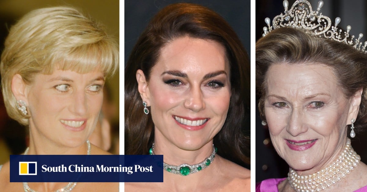 10 most expensive royal jewellery pieces ranked from late Queen Elizabeth s Cartier and Granny s Chips brooches to Princess Diana s Swan Lake Suite which royal has the most precious piece South China