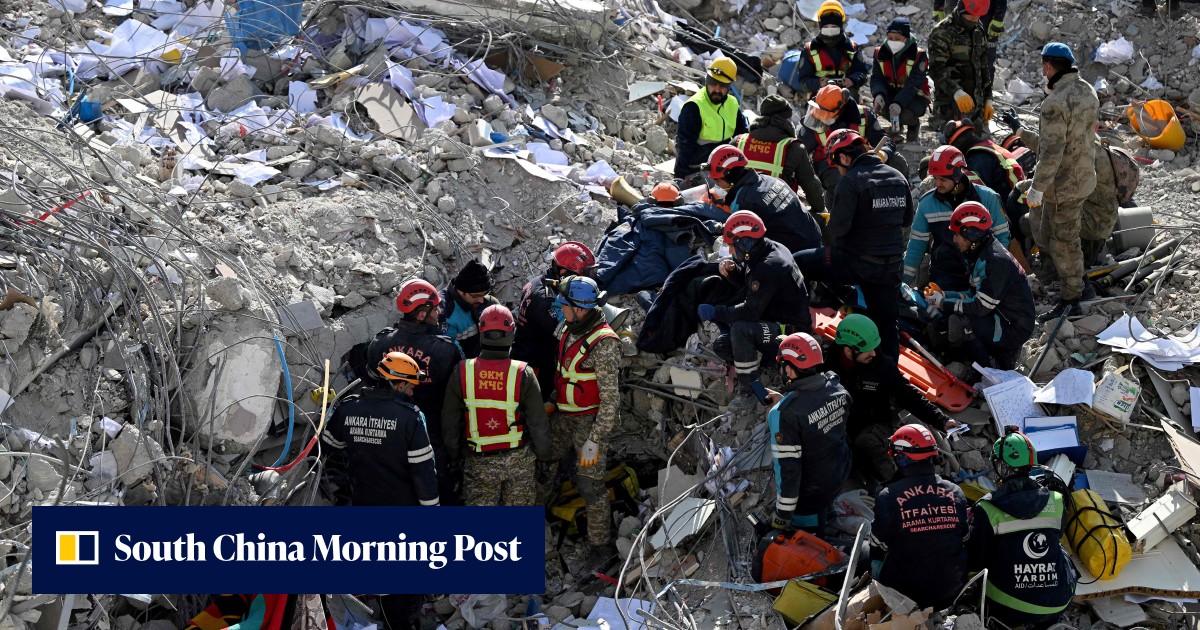 Turkey struck by new tremors from magnitude 5.2 earthquake