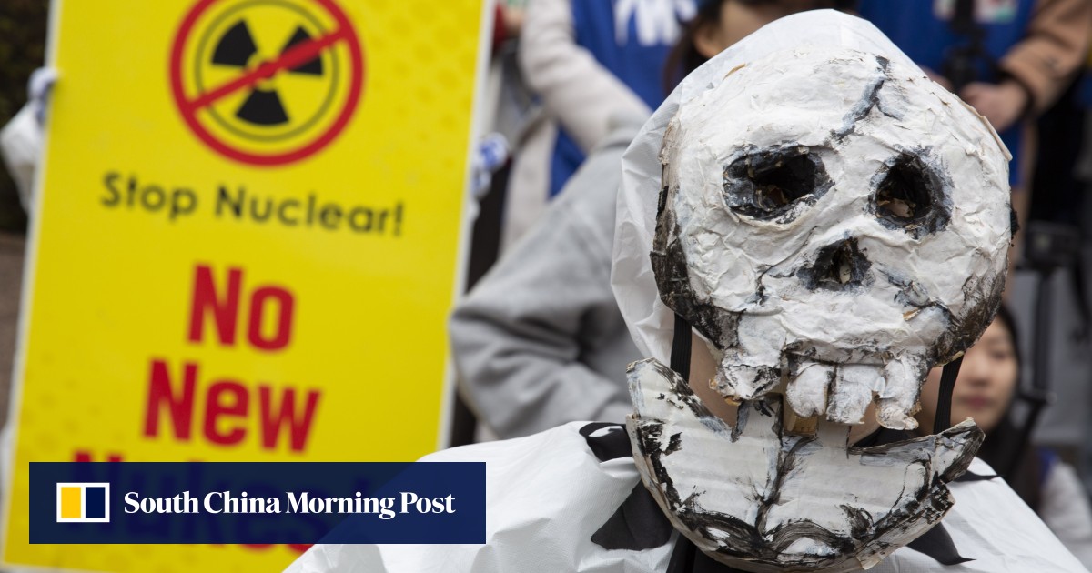 South Korea should build nuclear weapons to protect against North, says Seoul’s mayor