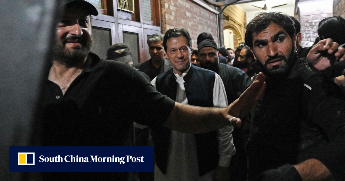 Pakistan’s ex-PM Imran Khan to appear in court, defusing political stand-off Pakistan’s ex-PM Imran Khan to appear in court, defusing political stand-off