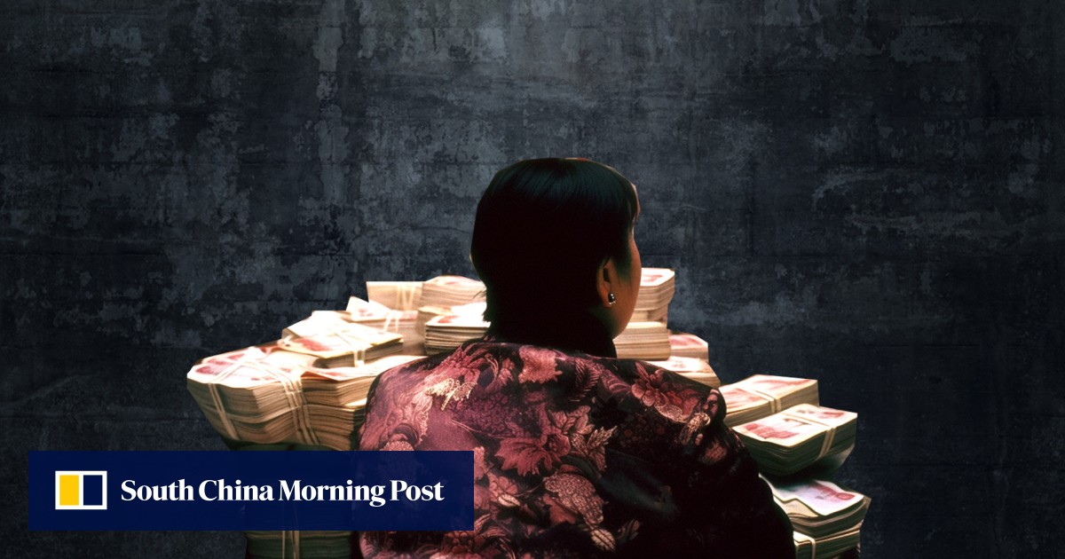 Mother steals nearly US$1 million leaving only US$3 in account to pay son’s debts
