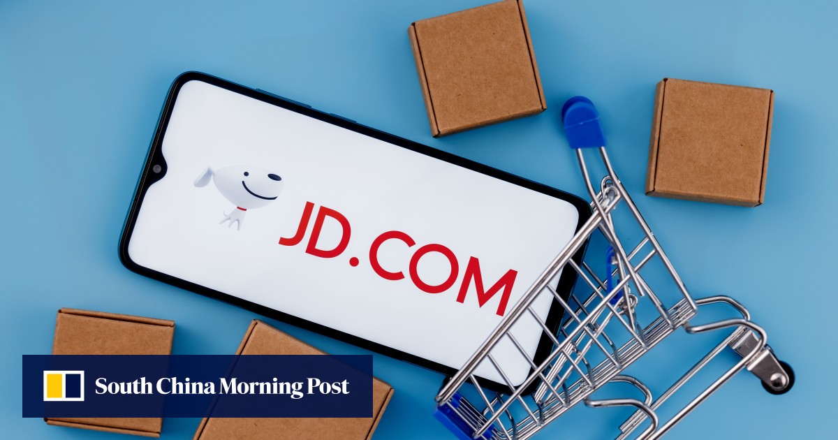 CEO Xu Lei steps down as giant appoints former CFO Xu