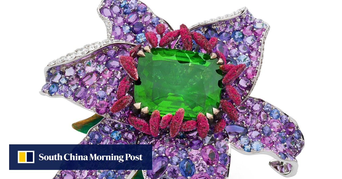 Why Paris Haute Couture Week is a high jewellery spectacle: Asian artists  Cindy Chao, Anna Hu and Michelle Ong join the likes of Cartier, Chanel, Van  Cleef & Arpels to release stunning
