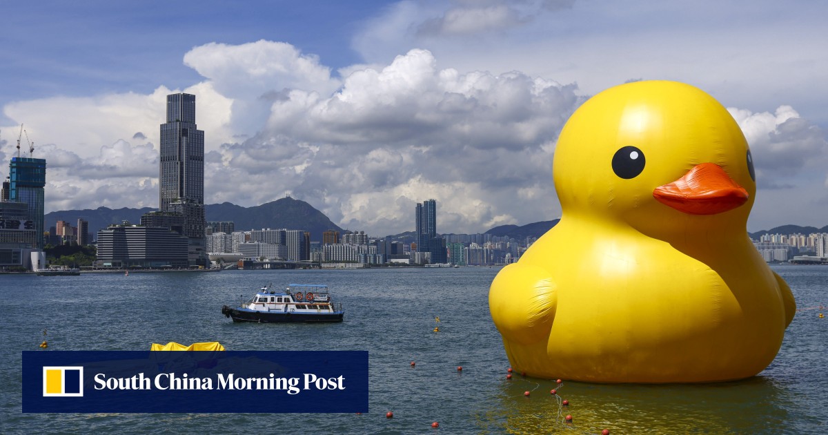 In Pics: Hong Kong's Giant Rubber Duck Deflated Due To Intense Heat