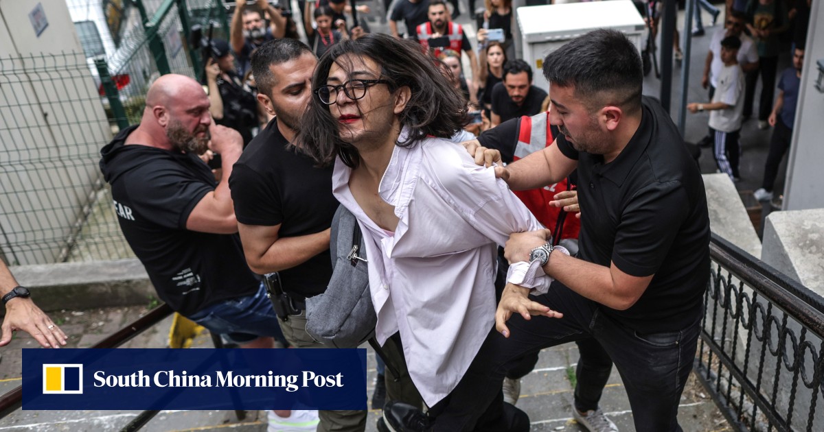Turkish police seal off Istanbul city centre to block Trans Pride Parade