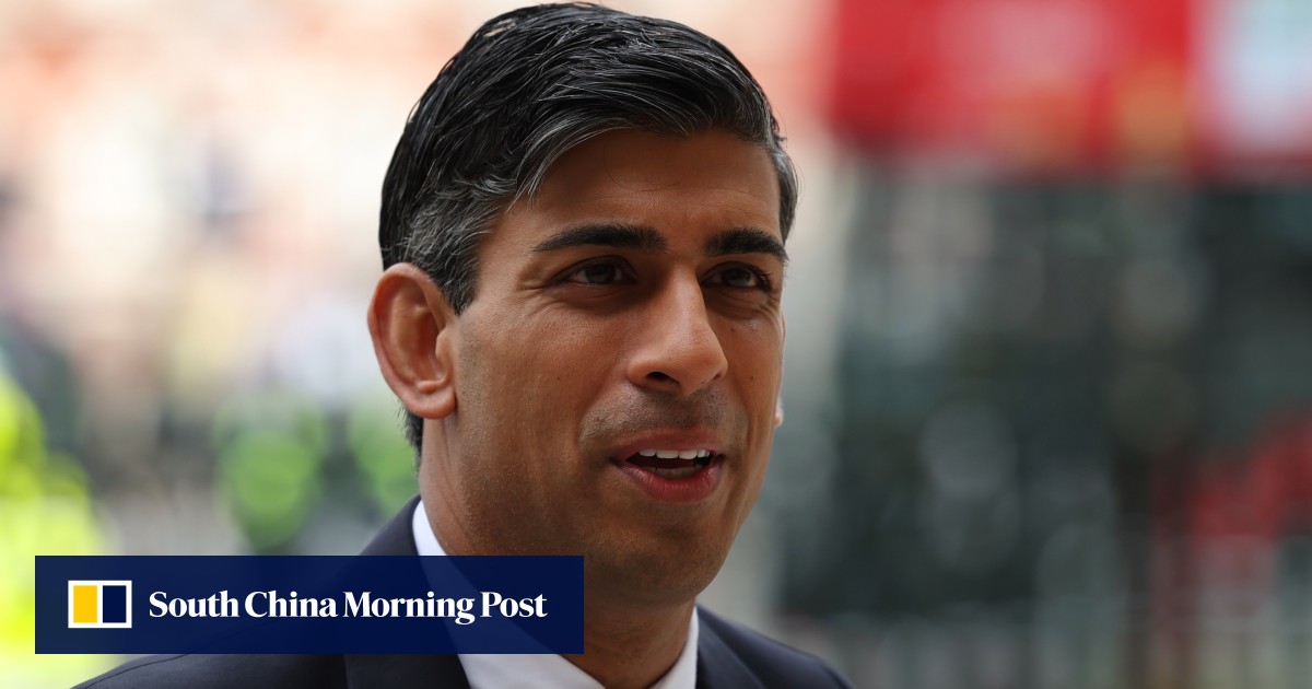 UK government must hand over WhatsApp messages to Covid inquiry court