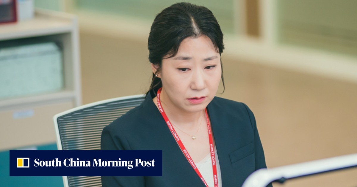 K-drama Cold Blooded Intern: Ra Mi-ran, Uhm Ji-won tussle over ...