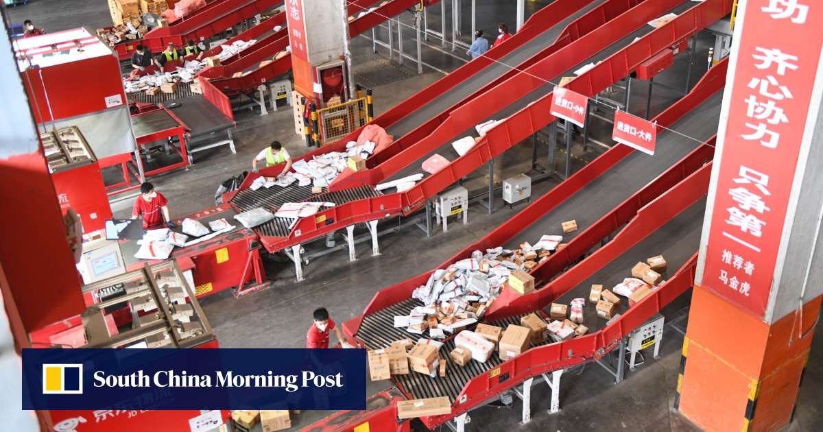 Free transport, speedier supply: Chinese e-commerce giants JD.com, Alibaba lock horns in logistics Free transport, speedier supply: Chinese e-commerce giants JD.com, Alibaba lock horns in logistics