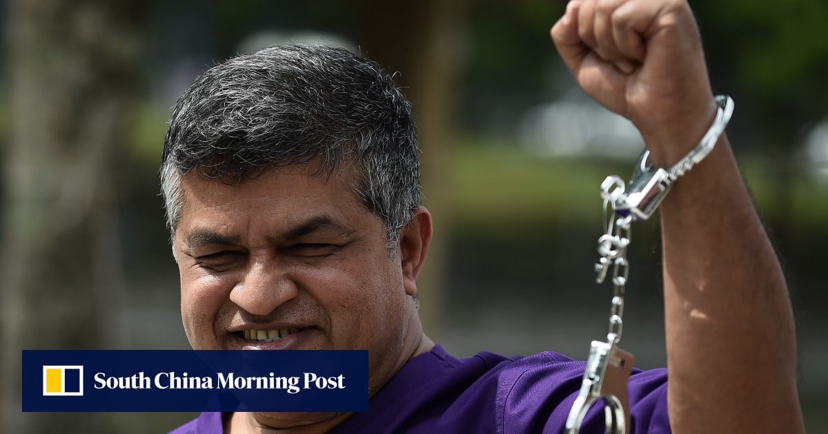 Zunar dari Malaysia berbicara tentang risiko memproduksi film biografi tentang Anwar Ibrahim: Kami siap menghadapi yang terburuk