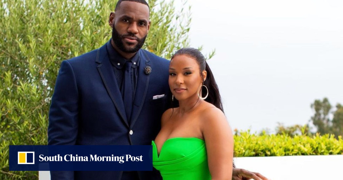 Lebron james online and savannah