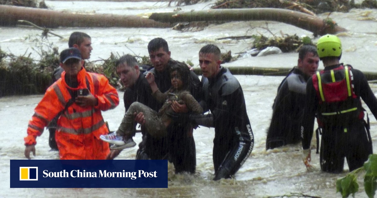 Türkiye, Yunanistan ve Bulgaristan’da şiddetli sağanak yağışın yol açtığı sel felaketinde en az 7 kişi hayatını kaybetti.