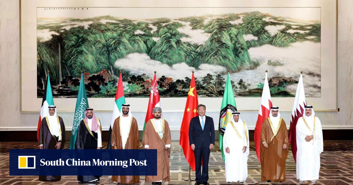 العلاقات بين الصين والشرق الأوسط: بكين تعتزم “تعميق التعاون في مجال النفط والغاز” في العالم العربي