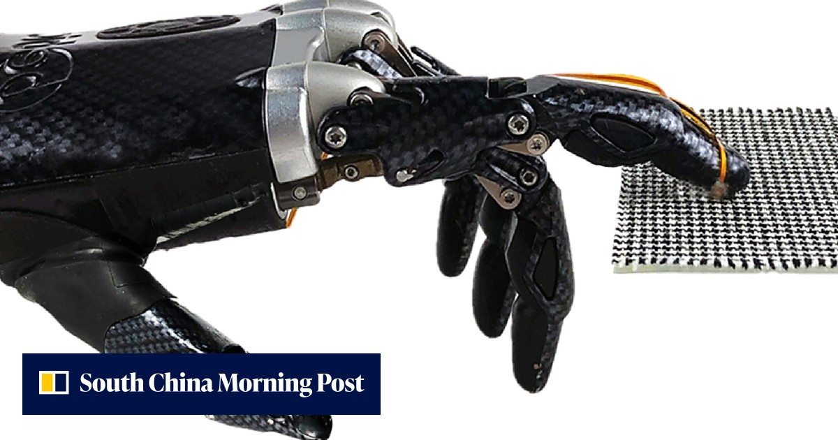Machine With Hand Chinese scientists create machine fingers that touch and feel like ...