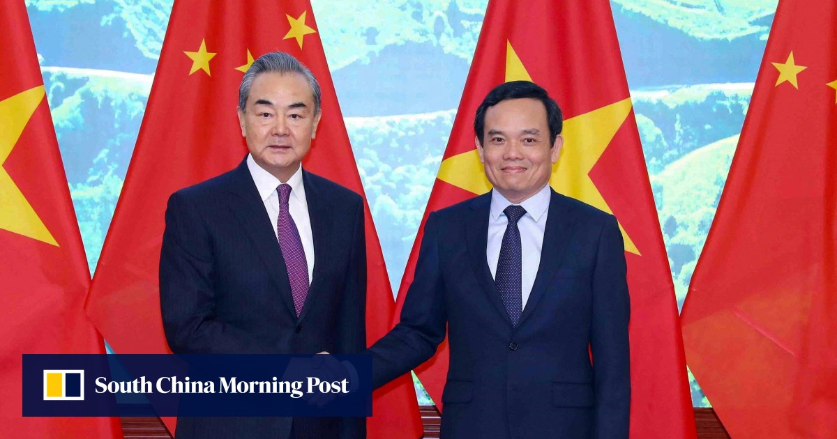Supply chains headline China Vietnam talks as US vies for influence