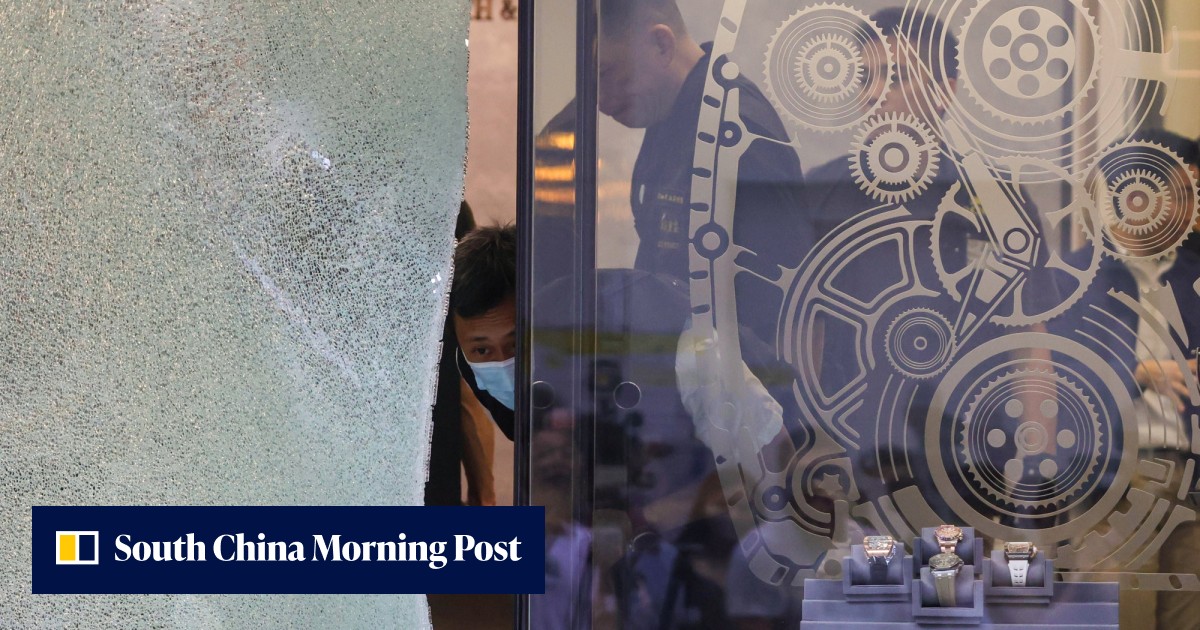 Hong Kong police hunt gang behind 37-second, HK$40 million luxury watch ...