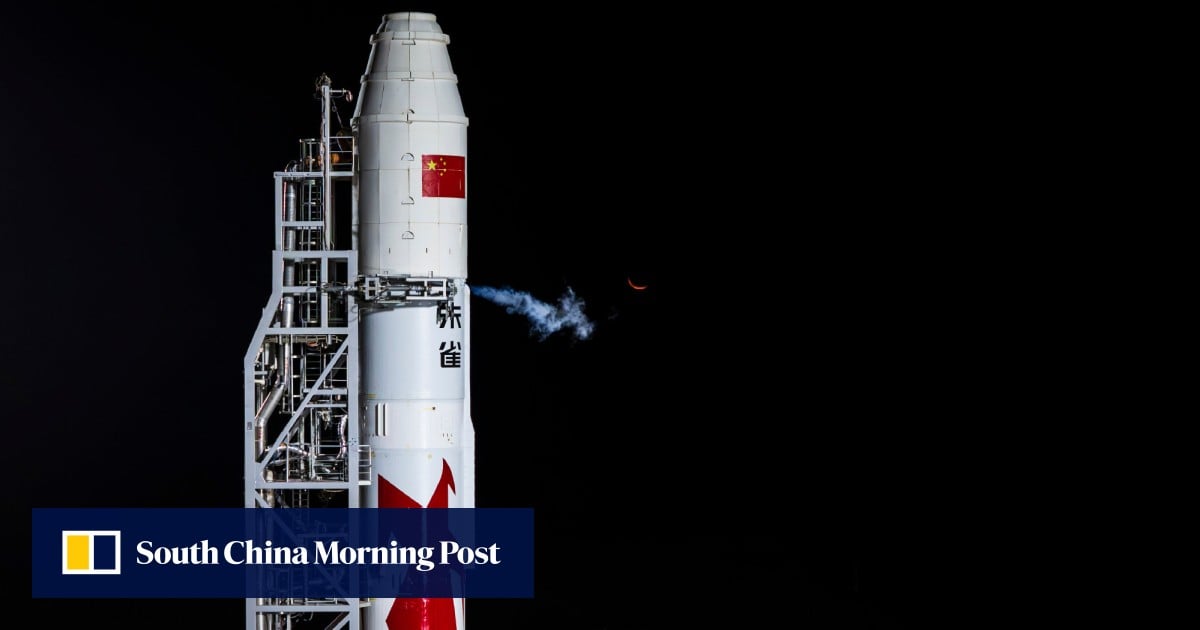 SpaceX rival: pioneering Chinese firm unveils big rocket with design ...