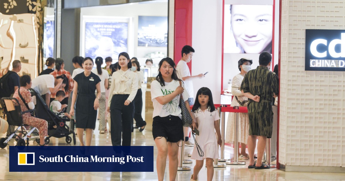 Asia’s airlines weigh the cost of China’s absent tourists