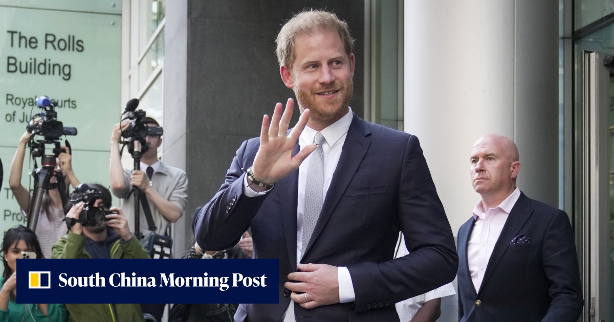 Prince Harry awarded US$154,000 in phone hacking claim against Mirror ...