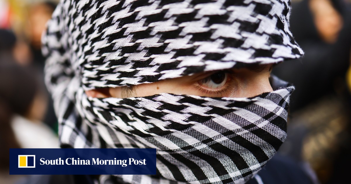 As Israel-Gaza war rages, Palestinian keffiyeh scarves become a controversial symbol