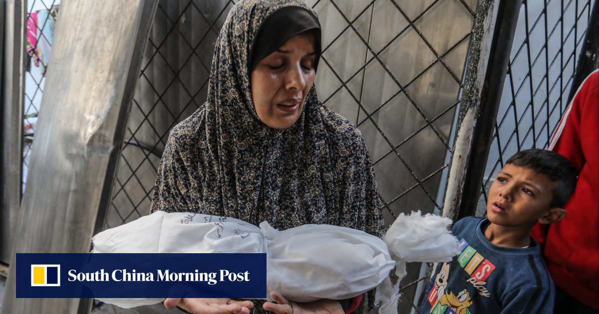 High Gaza civilian toll is cost of crushing Hamas, Israeli military officials say
