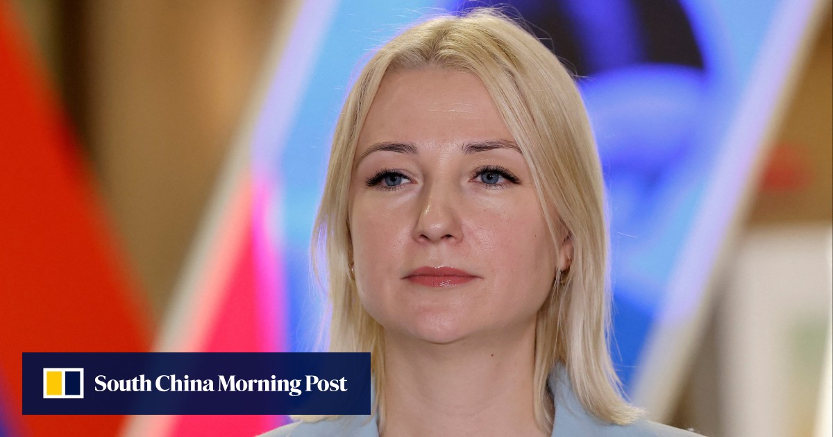 Putin challenger calling for peace in Ukraine blocked from Russia’s presidential election