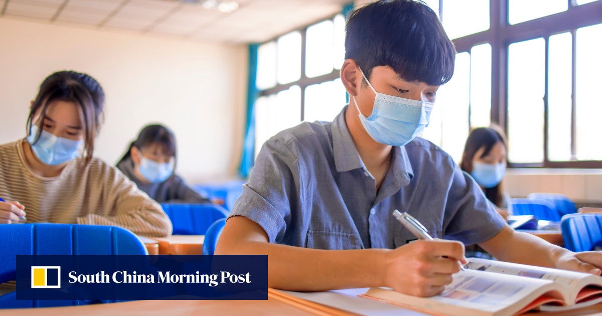 “无耻”：台湾学校删减文言内容引发总统大选争议