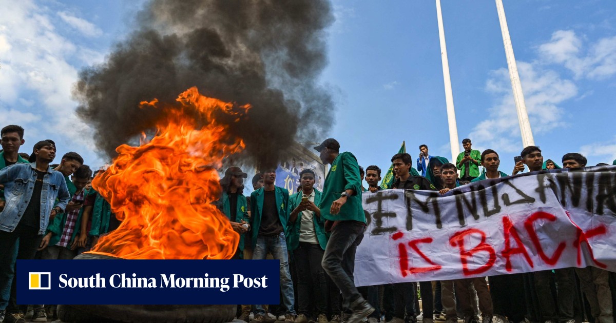 Indonesians rejecting Rohingya refugees showing ‘same hatred’ as Israelis ...
