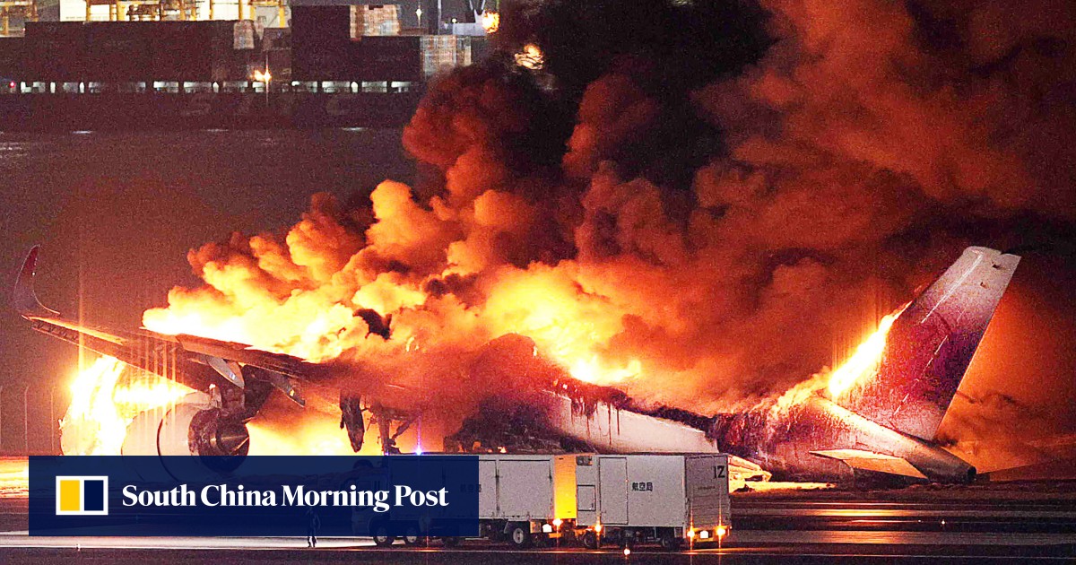 Japan plane collision: transcript shows crashed plane entered runway without permission; passenger jet authorised to land