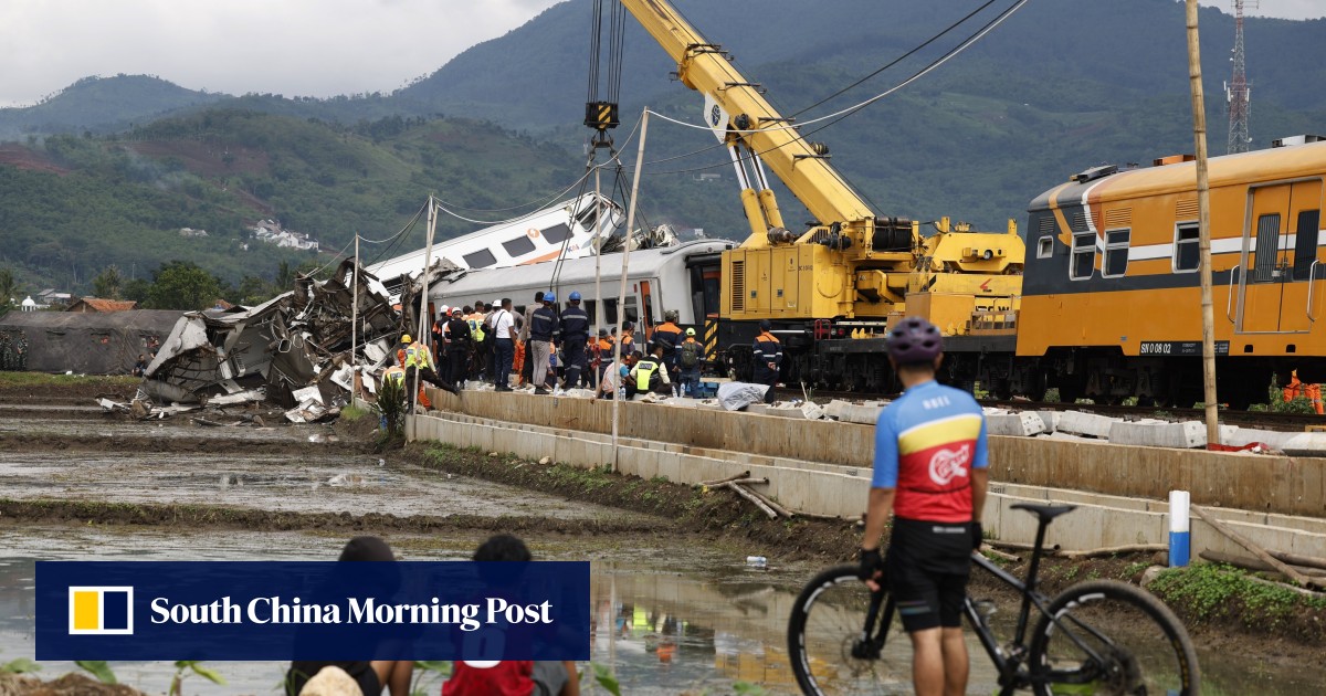 Indonesia train collision leaves 4 dead, 22 injured