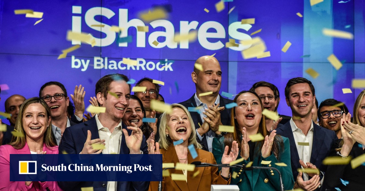 US bitcoin ETF trades soar to US.6 billion on first day after landmark SEC approval