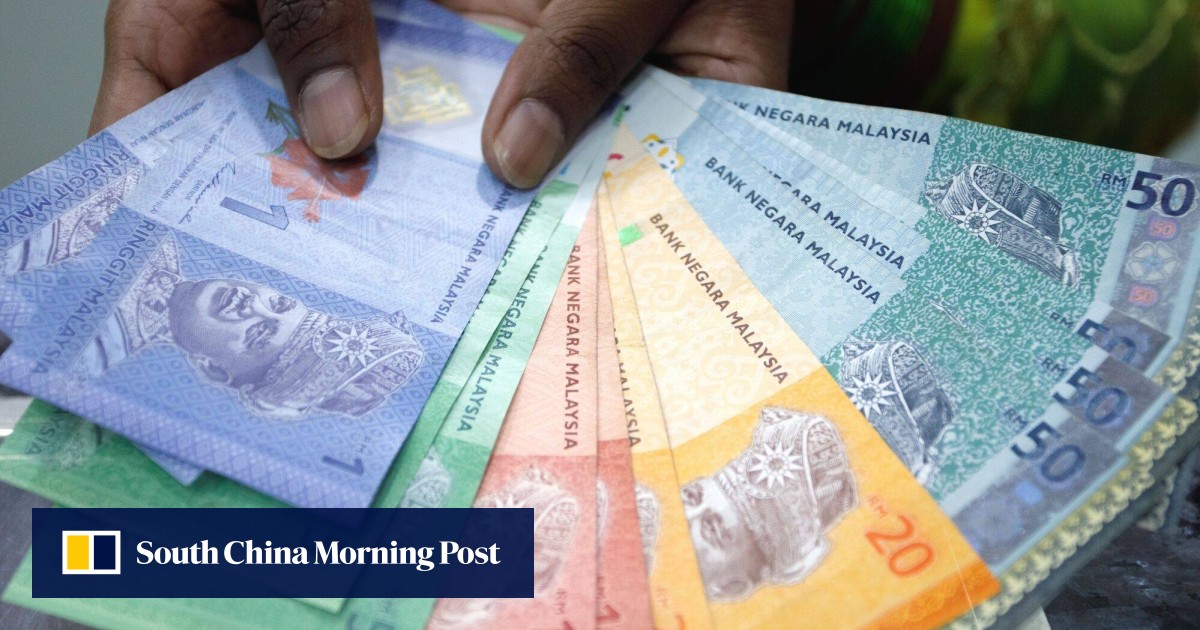 在马来西亚,总理安瓦尔的脆弱联盟、纳吉布皇家赦免裁决的不确定性加剧了林吉特的困境 在马来西亚,总理安瓦尔的脆弱联盟、纳吉布皇家赦免裁决的不确定性加剧了林吉特的困境