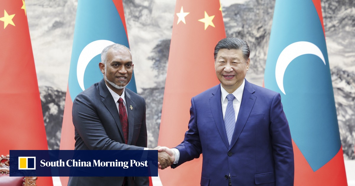 Maldives tells India to withdraw troops by March 15 as it draws closer to China