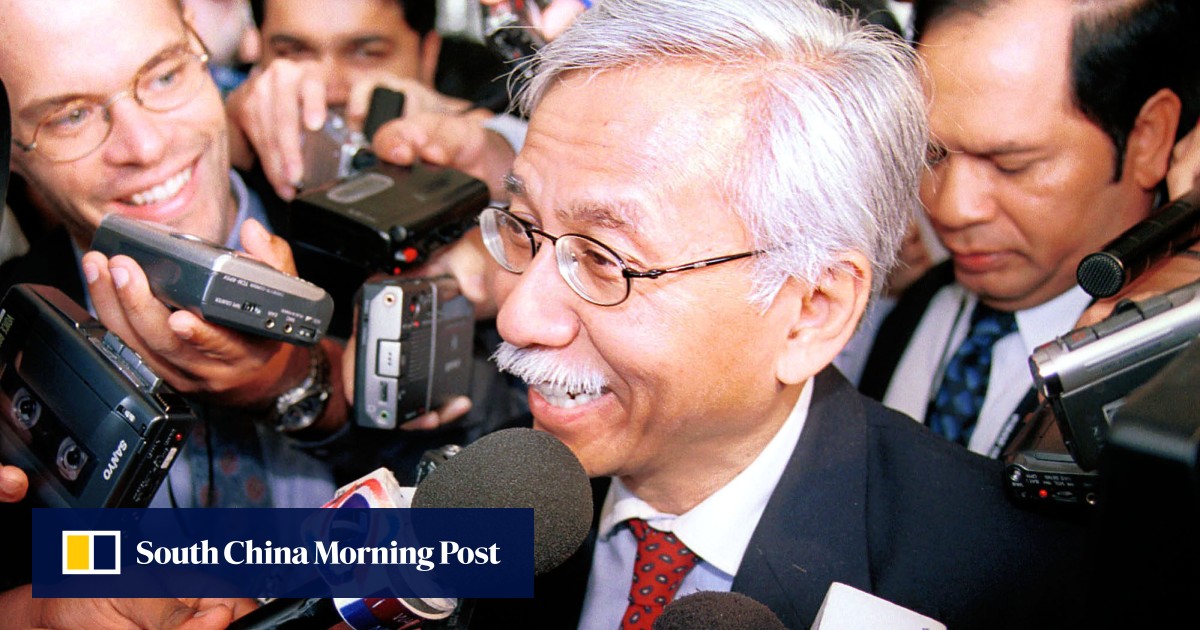 Malaysia’s high court to decide March 4 on ex-minister Daim Zainuddin’s application to challenge graft probe