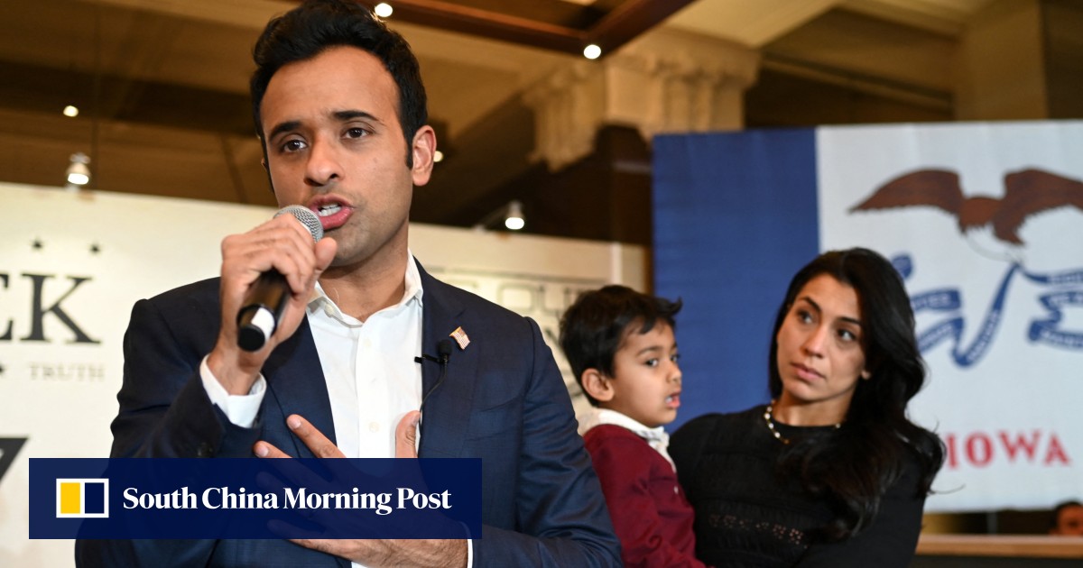 Vivek Ramaswamy drops out of 2024 White House race, endorses Donald Trump