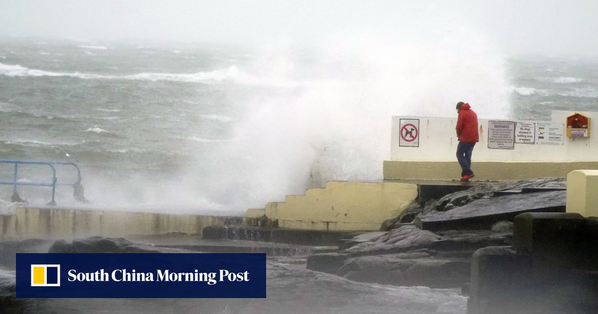 Thousands of homes without power as Storm Isha hits Ireland