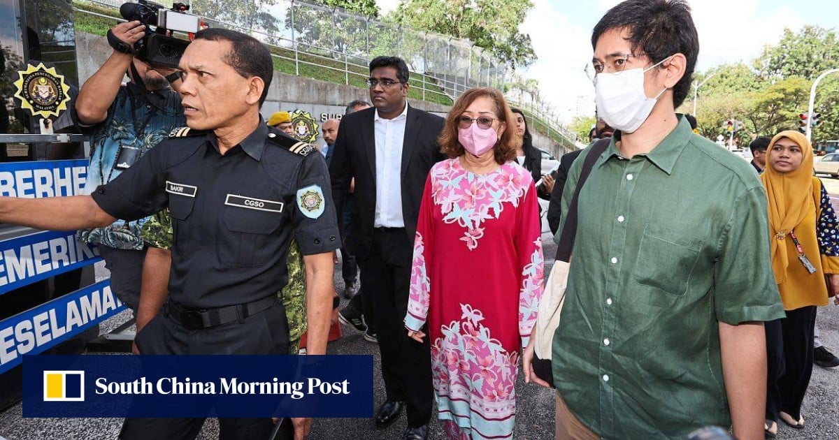 马来西亚前部长达因再努丁的妻子因在反腐分子包围安瓦尔的竞争对手时未能申报资产而被指控
