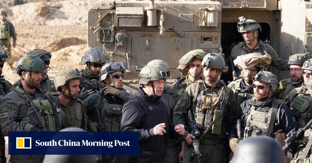 Israel turns focus of Gaza attack to Rafah, minister says 10,000 Hamas fighters dead