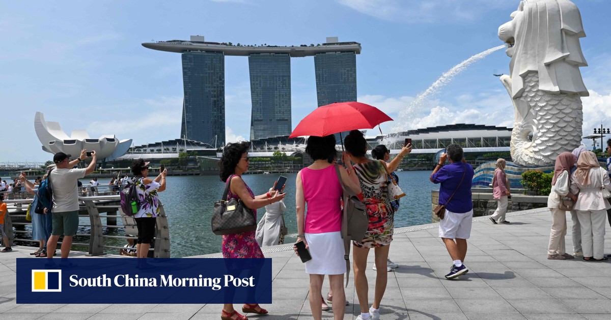 Singapore wrongly charged taxpayers US.5 million in GST last 5 years, will have to refund fees