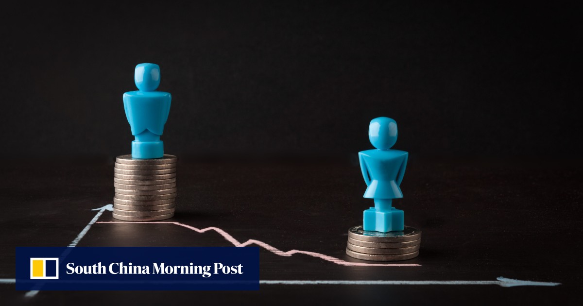 How global move to distributed workforces helps women to narrow historic employment gender gap