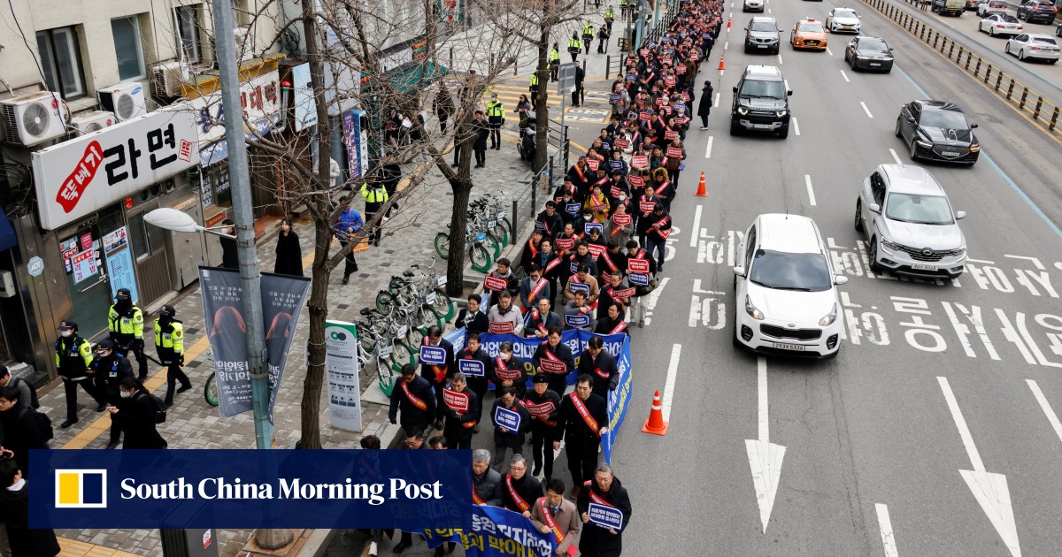 Will Seoul address ‘thorny’ issue of healthcare reform as doctors protest for higher wages, lawsuit protection?
