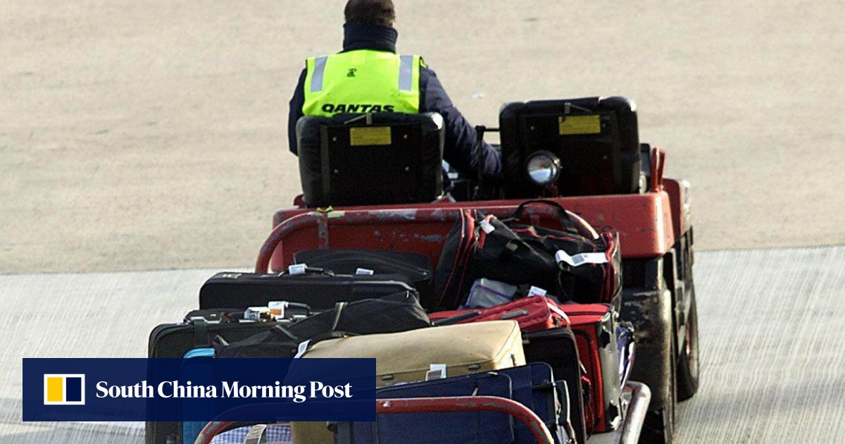 Airlines made US billion from baggage fees worldwide last year, and they could make even more this year
