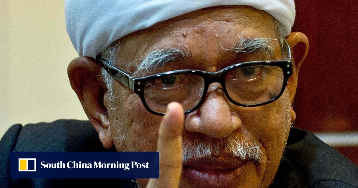 马来西亚伊党主席因质疑最高法院裁决的“粗鲁”文章而遭到雪兰莪苏丹斥责 马来西亚伊党主席因质疑最高法院裁决的“粗鲁”文章而遭到雪兰莪苏丹斥责