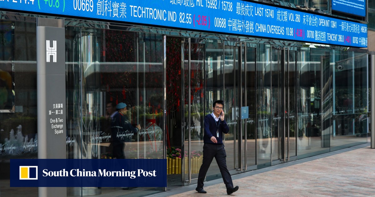 Hong Kong stocks snap two-day drop as weak manufacturing report spurs bets on China to support economy